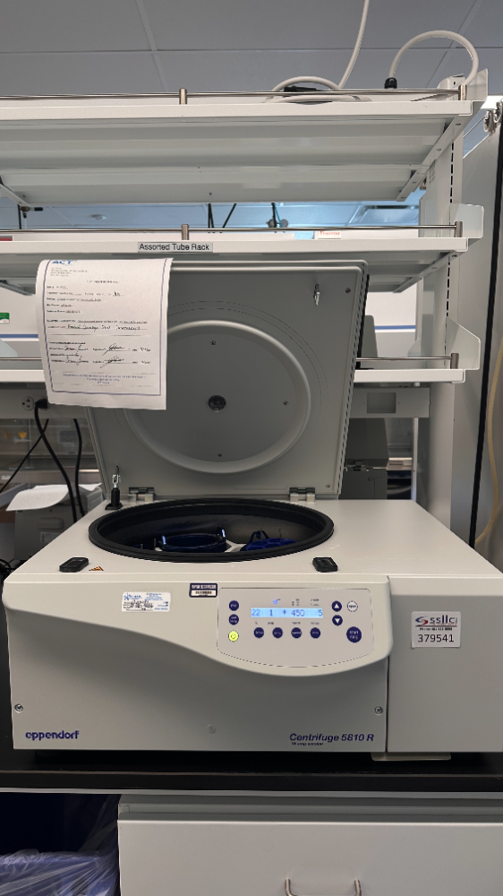 Image of Eppendorf Centrifuge 5810R